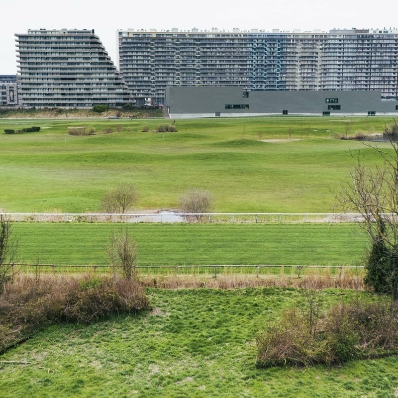 Zicht buitenterras woonzorgcentrum wellington oostende